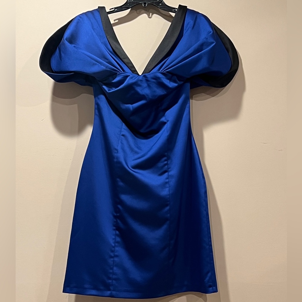 Blue dress with black lapel detailing size 40 worn once